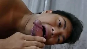 Oriental foot fetishist barebacked by vigorous twink lover